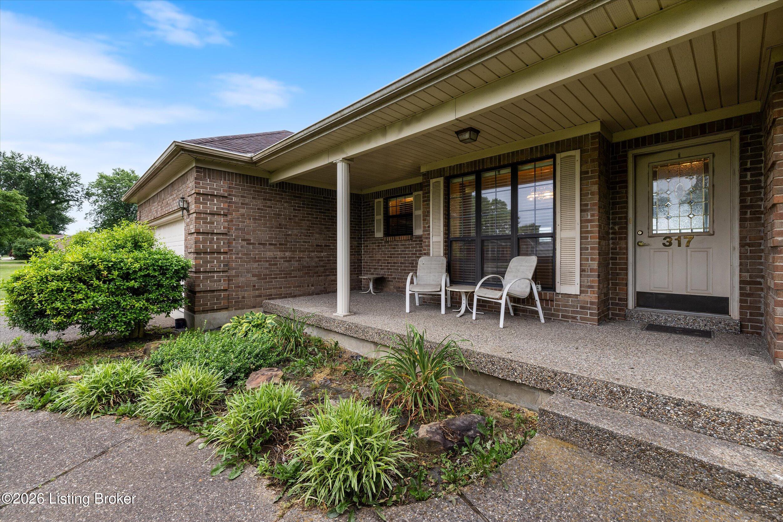 317 Centerview Dr