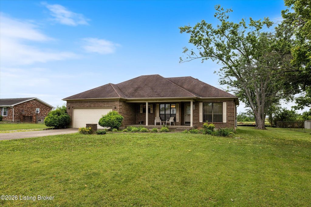 Photo of 317 Centerview Dr, Shepherdsville, KY 40165 (MLS # 1718281)