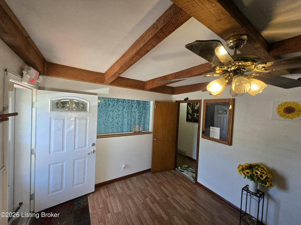 Photo of 4035 Blanton Ln, Louisville, KY 40216 (MLS # 1721217)