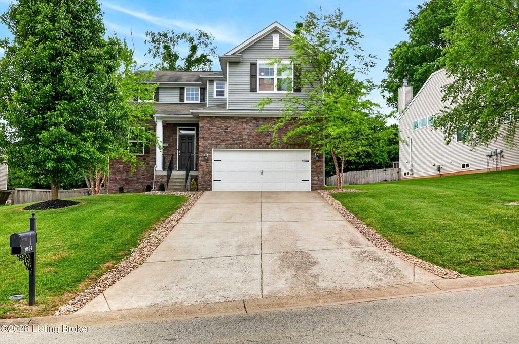 Photo of 9804 Creek View Estates Dr, Louisville, KY 40291 (MLS # 1716263)