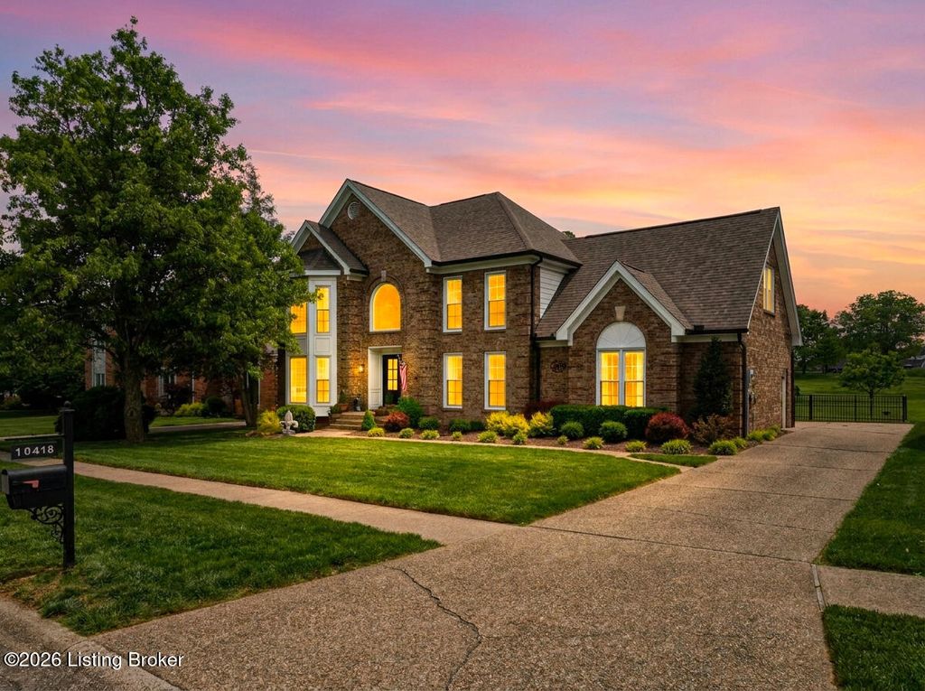 Photo of 10418 Long Home Rd, Louisville, KY 40291 (MLS # 1716155)