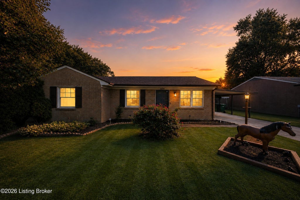 Photo of 6108 Mount Washington Rd, Louisville, KY 40229 (MLS # 1728291)