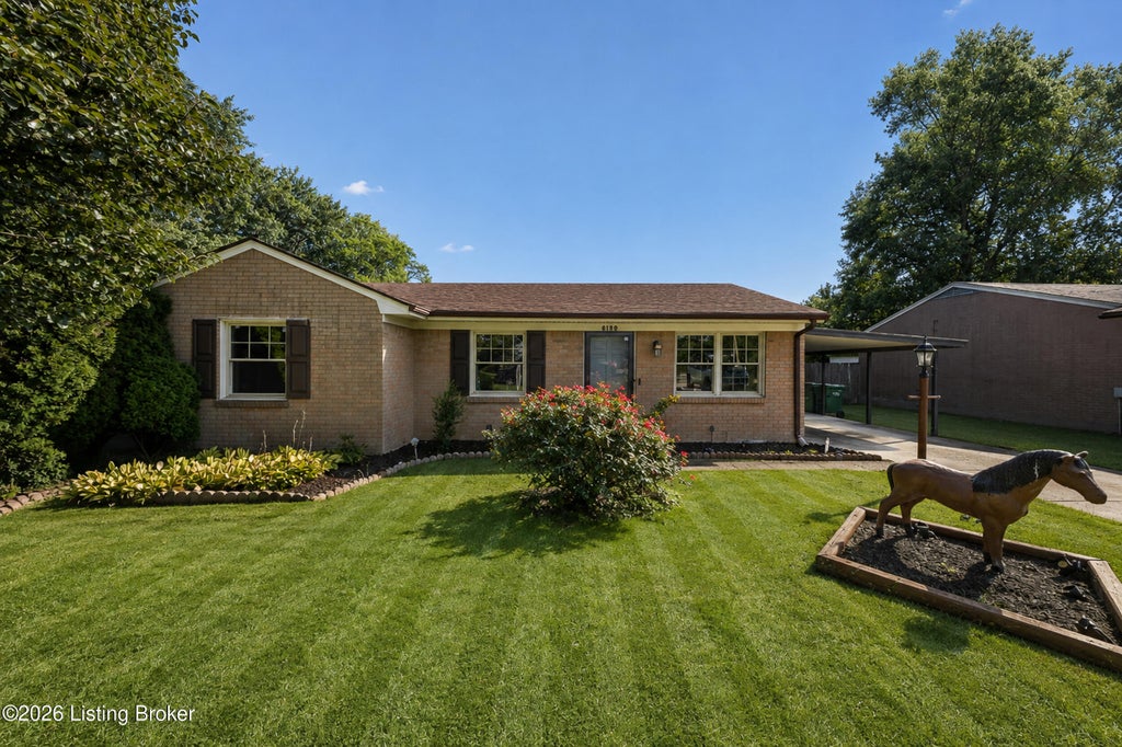 Photo of 6108 Mount Washington Rd, Louisville, KY 40229 (MLS # 1728291)
