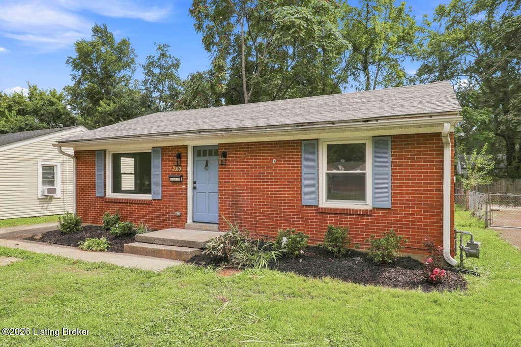 Photo of 2310 Franklin Ave, Louisville, KY 40216 (MLS # 1726302)