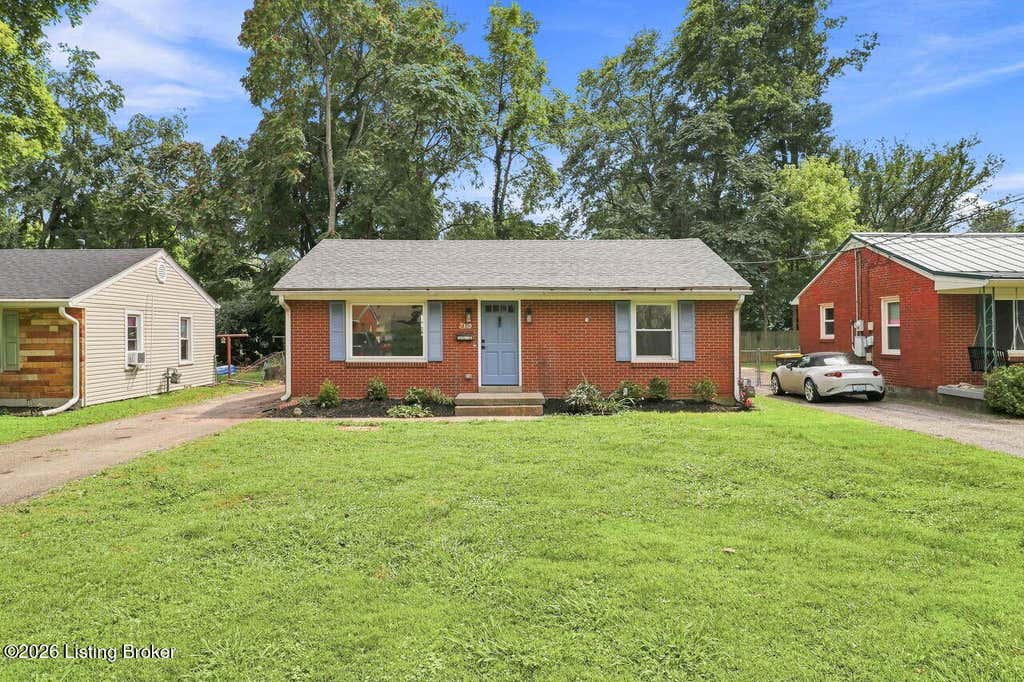 Photo of 2310 Franklin Ave, Louisville, KY 40216 (MLS # 1726302)