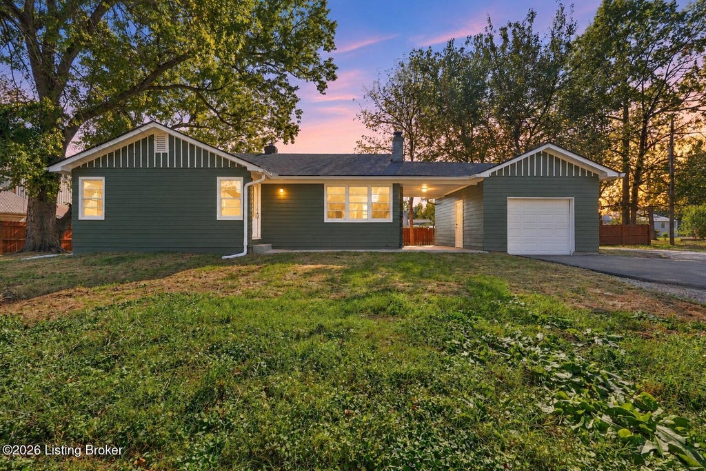 Photo of 7723 Dingle Dell Rd, Louisville, KY 40214 (MLS # 1731492)