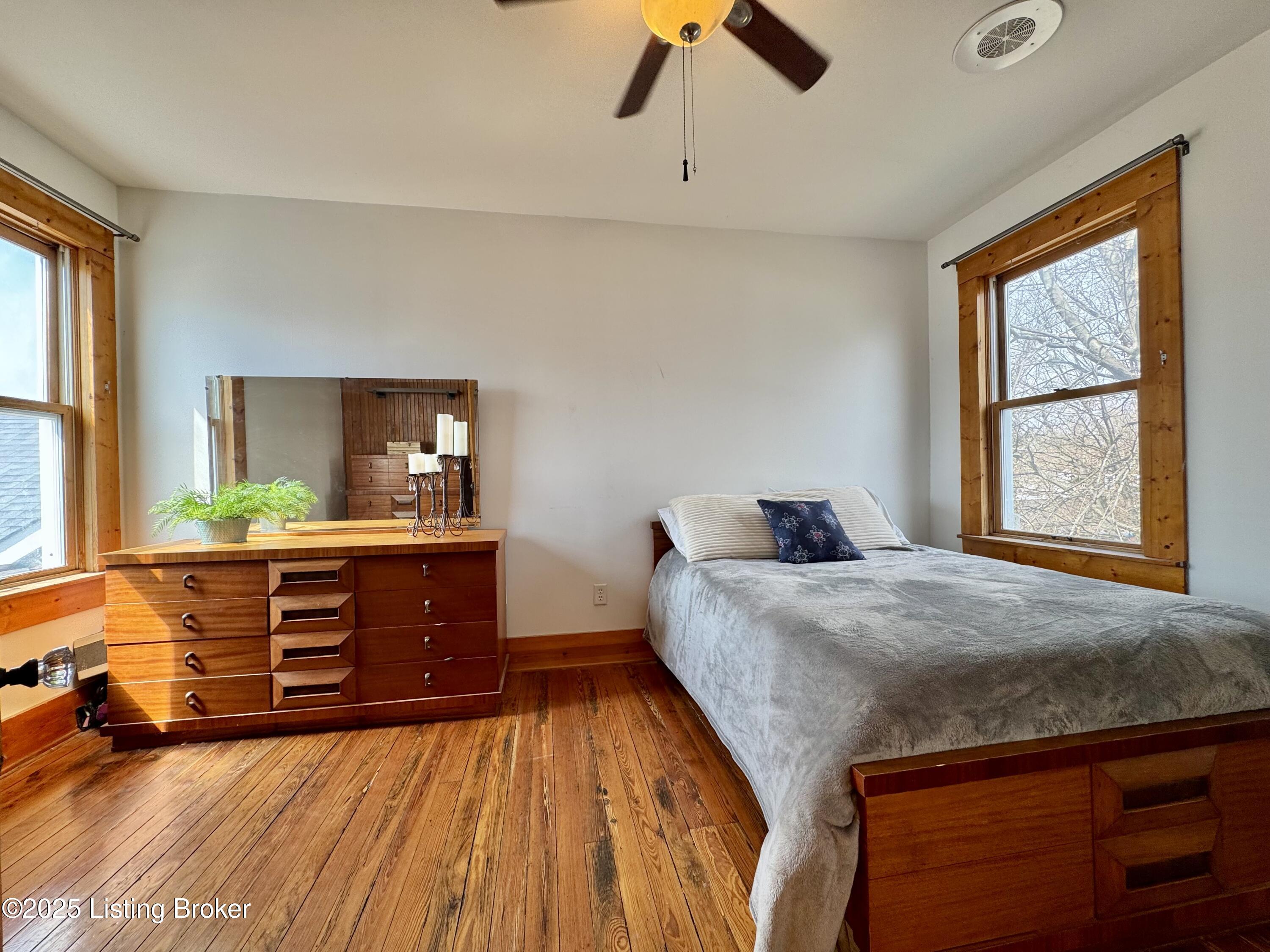 933 Charles St, Louisville, Pennsylvania image 16