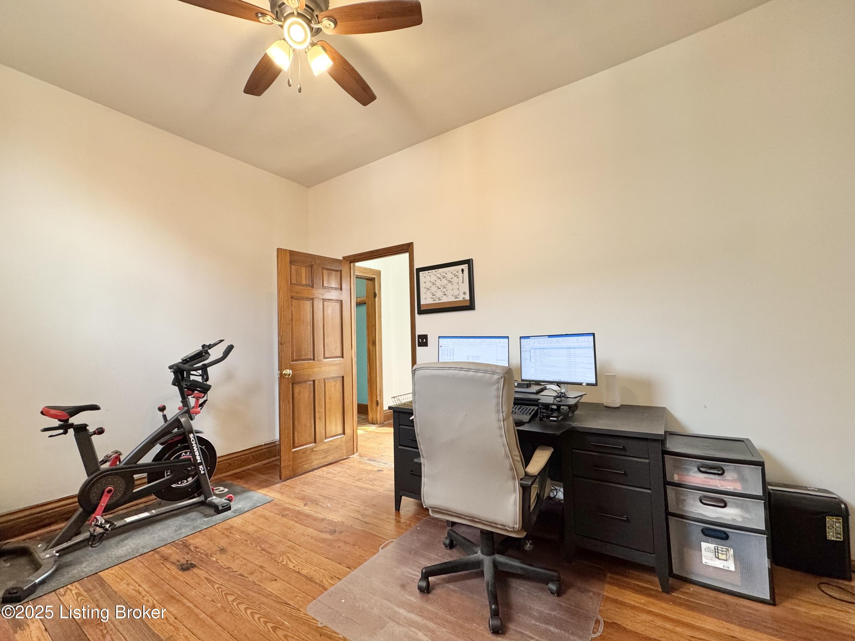 933 Charles St, Louisville, Pennsylvania image 11