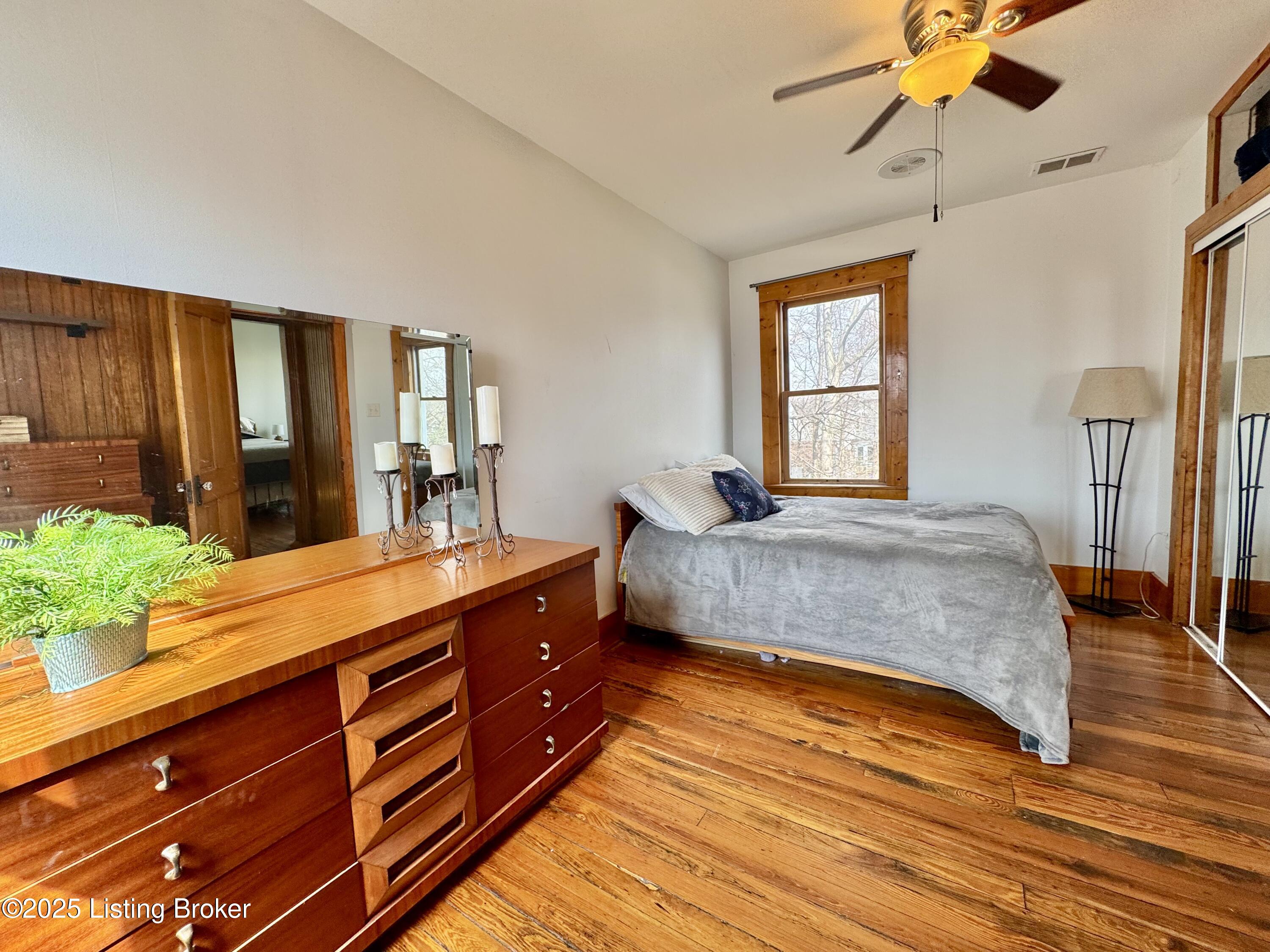 933 Charles St, Louisville, Pennsylvania image 15