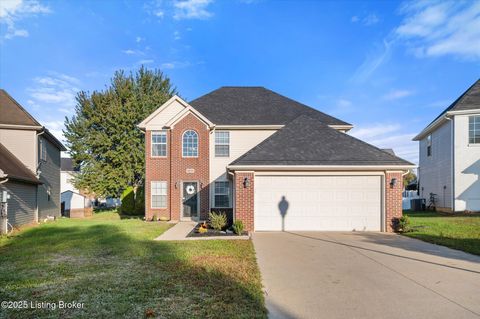 Photo of 6910 Caitlynn Way, Louisville, KY 40229 (MLS # 1701881)