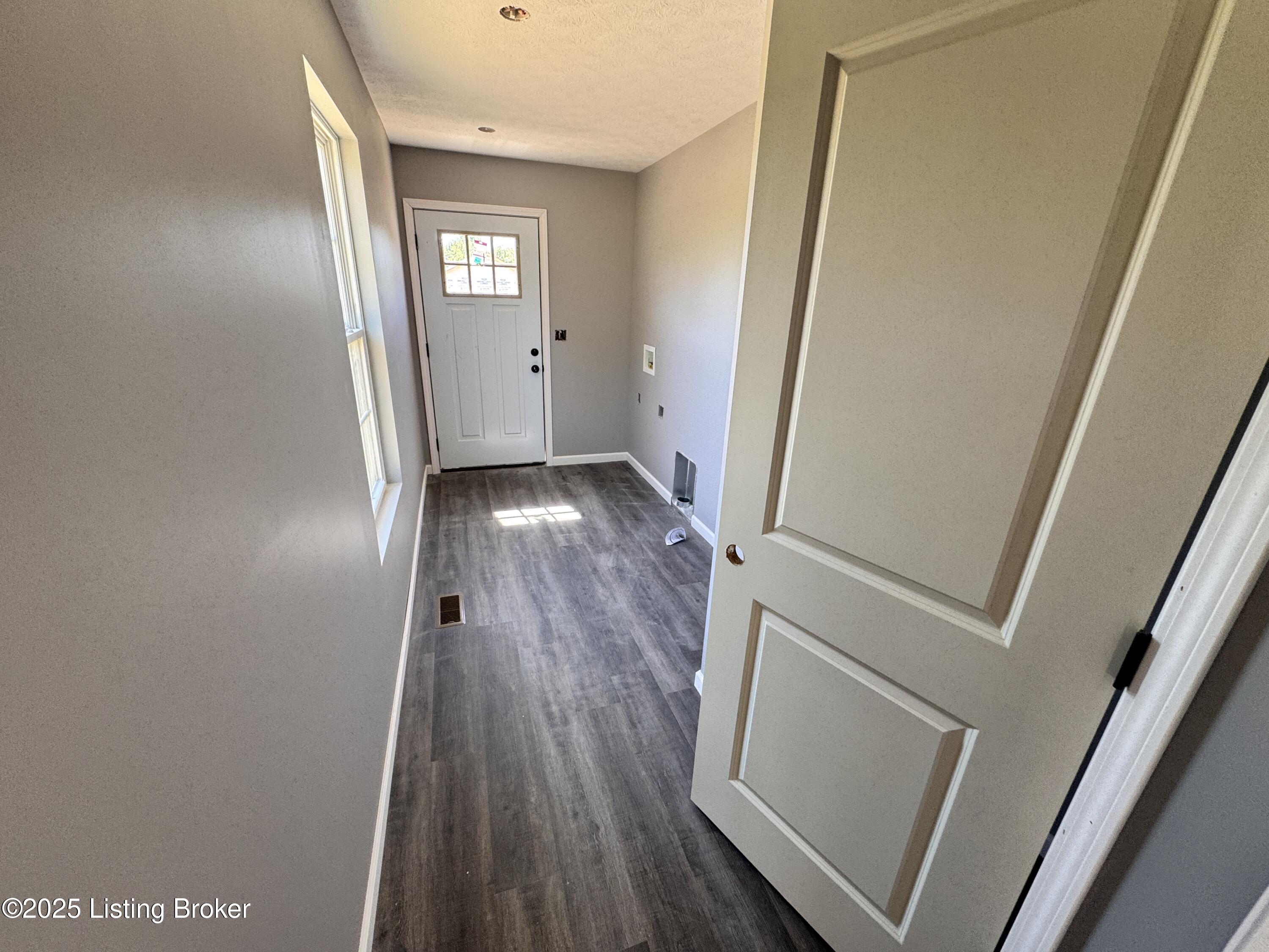 3434 Rhodelia Rd Rd, Payneville, Kentucky image 7