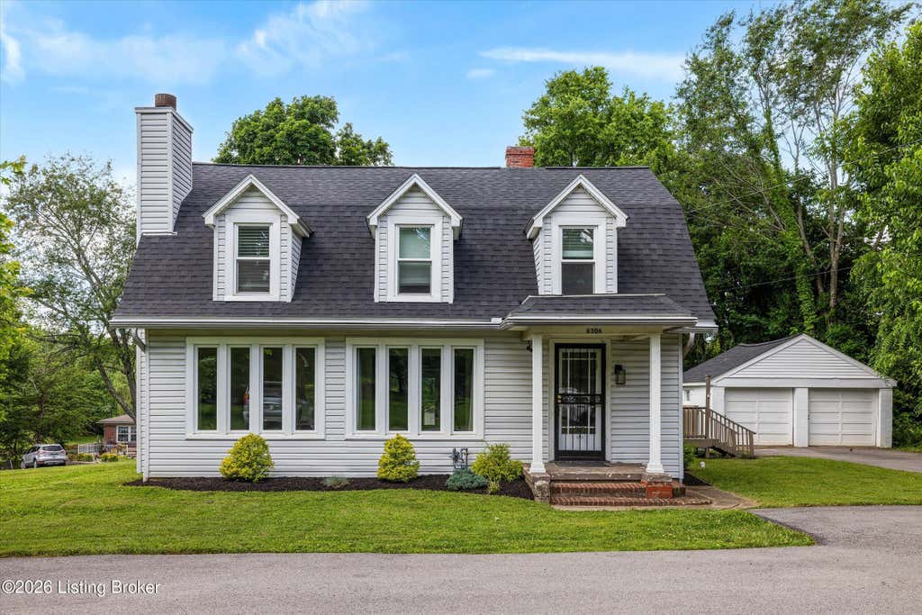 Photo of 6306 S Watterson Trail, Louisville, KY 40291 (MLS # 1720787)