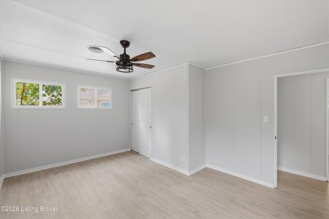 Tiny photo for 221 Welburn Dr, Louisville, KY 40218 (MLS # 1728944)