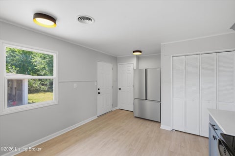 Tiny photo for 221 Welburn Dr, Louisville, KY 40218 (MLS # 1728944)