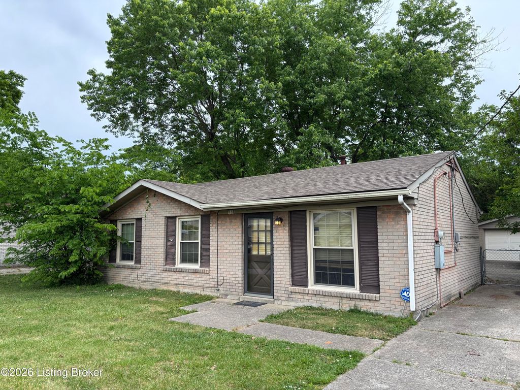 Photo of 135 Outer Loop, Louisville, KY 40214 (MLS # 1715778)