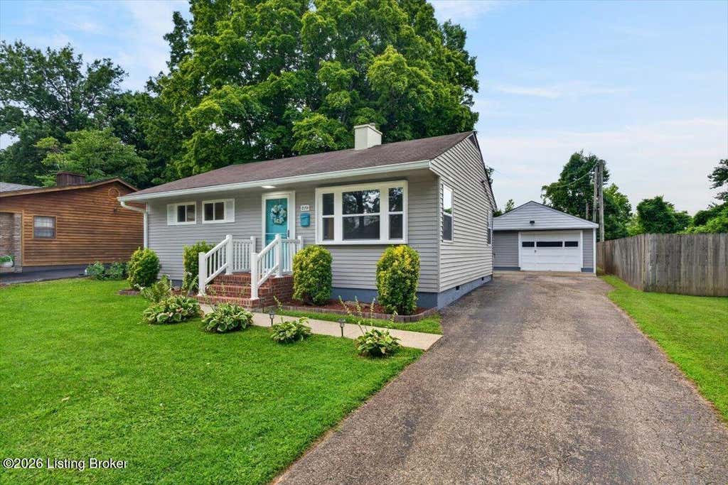 Photo of 229 Carey Ave, Louisville, KY 40218 (MLS # 1724622)