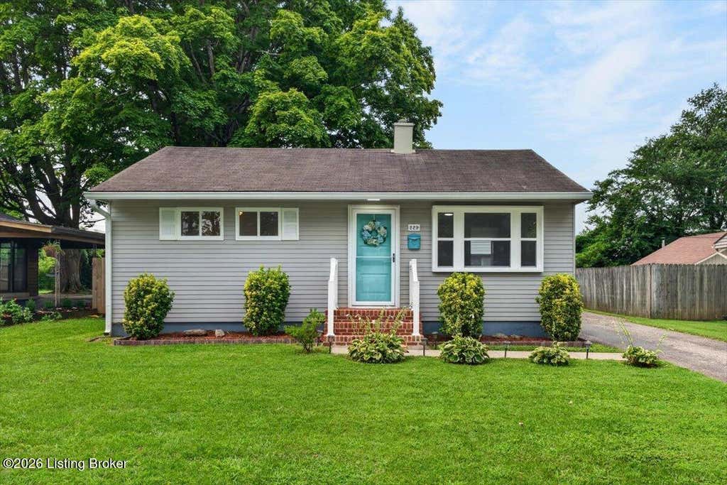 Photo of 229 Carey Ave, Louisville, KY 40218 (MLS # 1724622)