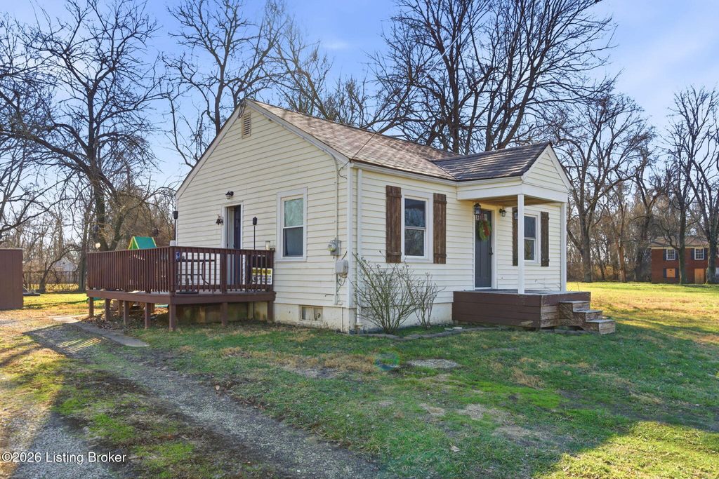 Photo of 4211 Camp Ground Rd, Louisville, KY 40216 (MLS # 1707006)