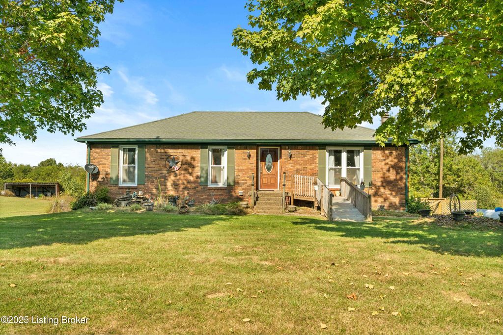 Photo of 276 Jacksonville Rd, Bagdad, KY 40003 (MLS # 1705966)