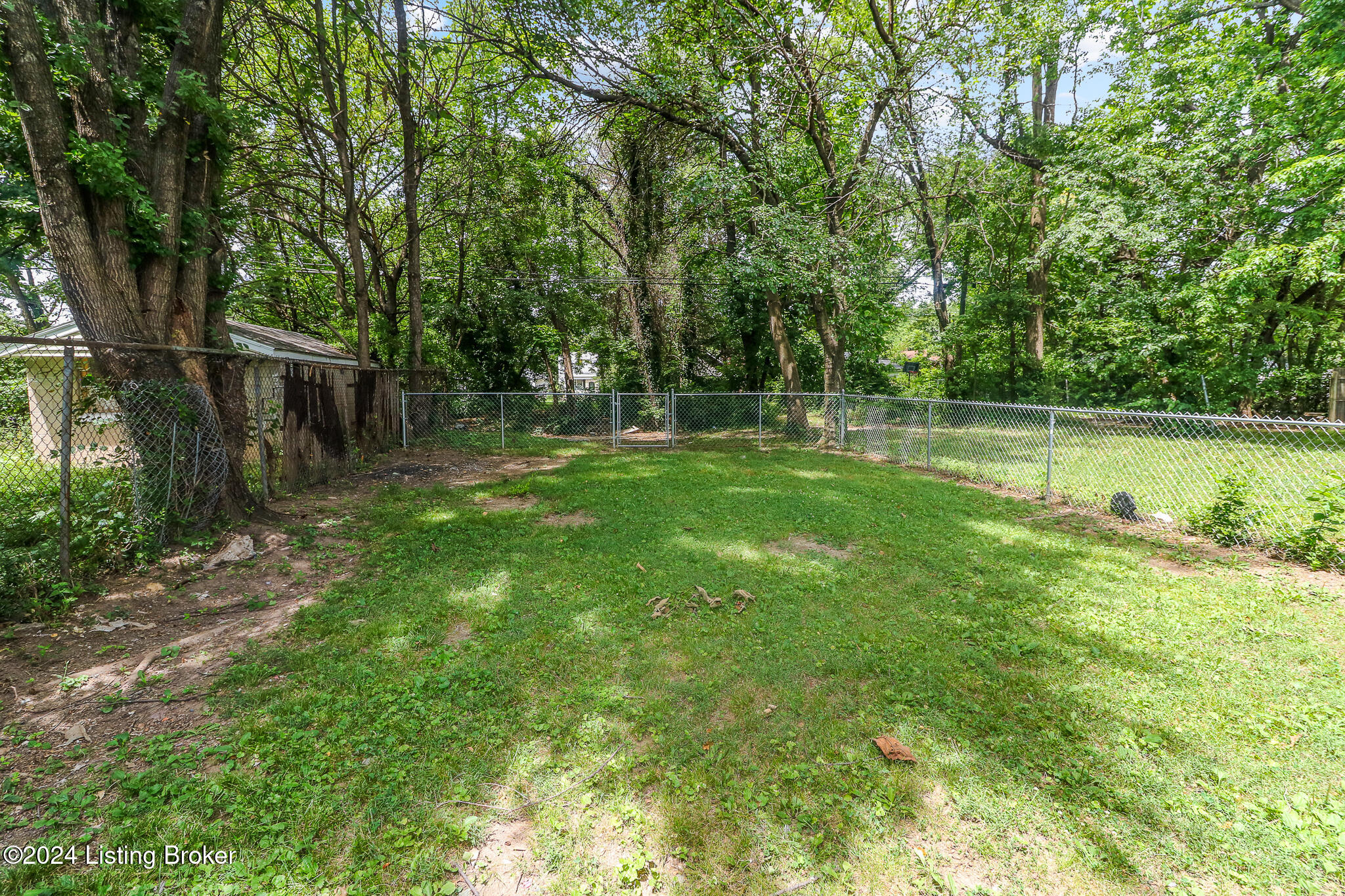 2425 Elliott Ave, Louisville, Kentucky image 25
