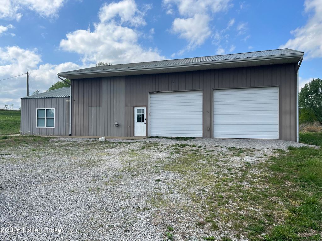 Photo of 8619 Anneta Rd #1, Leitchfield, KY 42754 (MLS # 1714325)