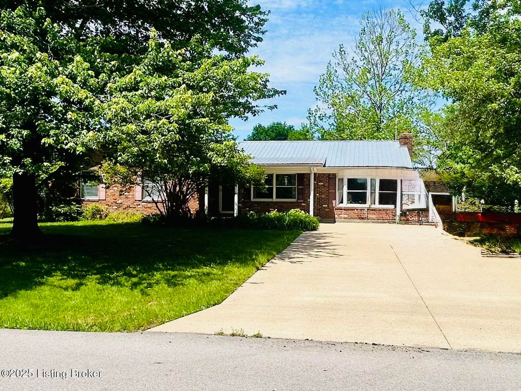Photo of 307 Howevalley Rd, Cecilia, KY 42724 (MLS # 1714794)