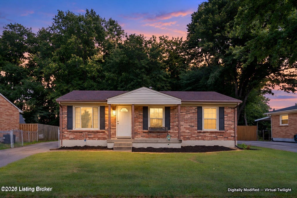 Photo of 9218 Pagoda Dr, Louisville, KY 40229 (MLS # 1731562)