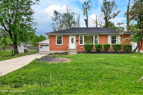 Photo of 2412 Adrienne Way, Louisville, KY 40216 (MLS # 1714649)