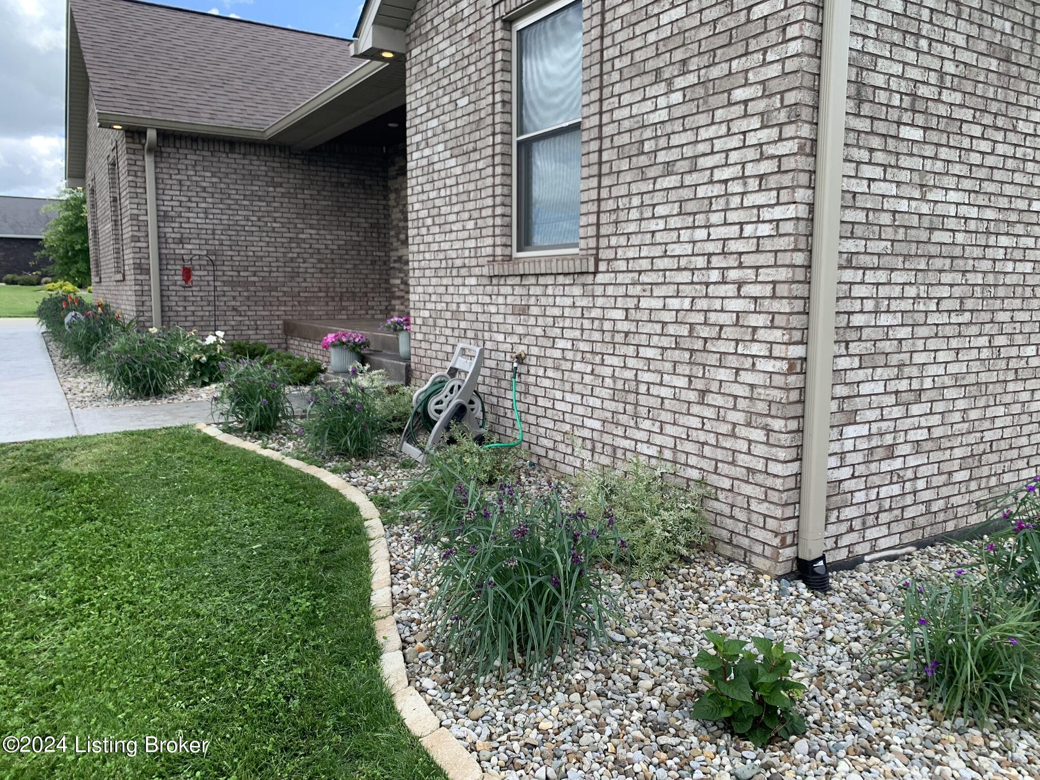 107 Clymene Rd, Cecilia, Kentucky image 4
