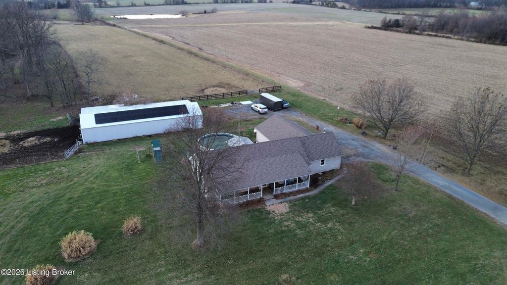 Photo of 115 Detmer Ln, Milton, KY 40045 (MLS # 1706468)