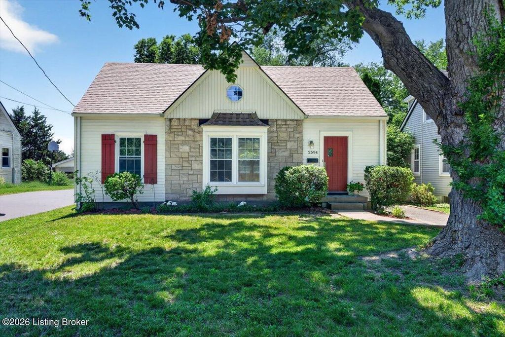 Photo of 2594 Filson Ave, Louisville, KY 40217 (MLS # 1719381)