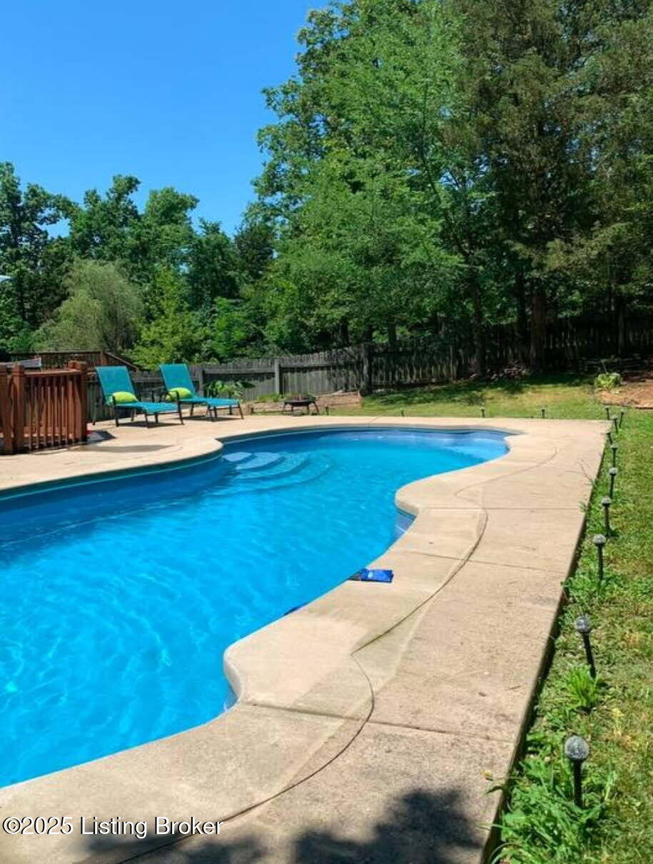 5306 Wild River Ct, Louisville, Kentucky image 28