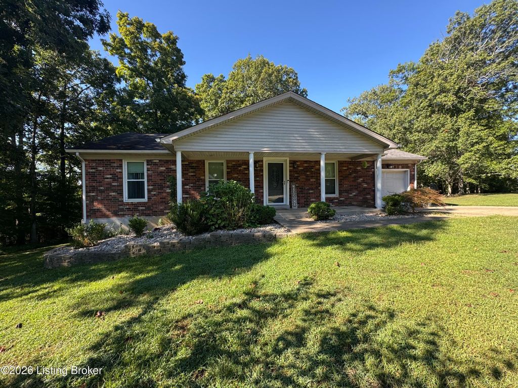 Photo of 3017 Doe Valley Pkwy, Brandenburg, KY 40108 (MLS # 1706027)