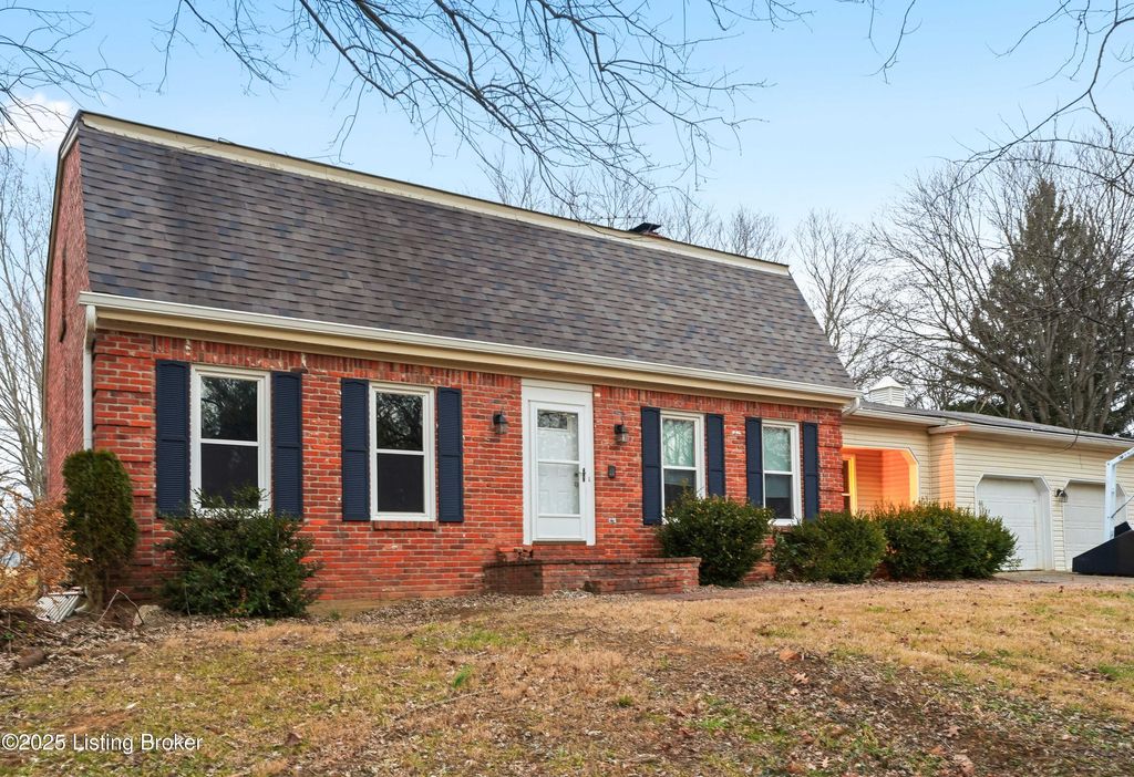 Photo of 1414 Harrington Mill Rd, Shelbyville, KY 40065 (MLS # 1705964)