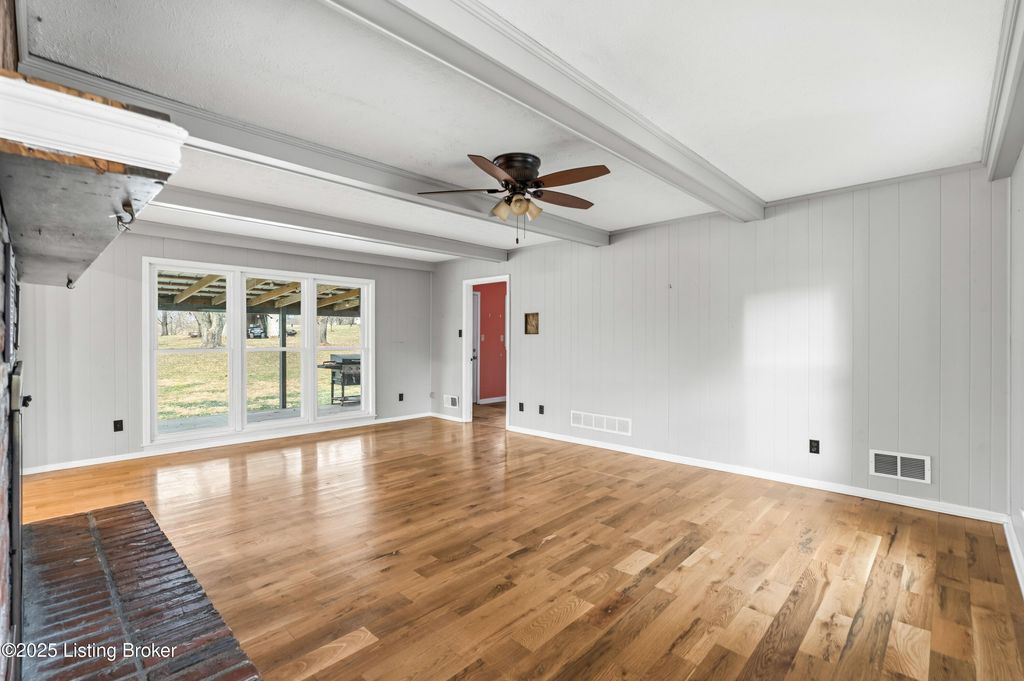 Photo of 1414 Harrington Mill Rd, Shelbyville, KY 40065 (MLS # 1705964)