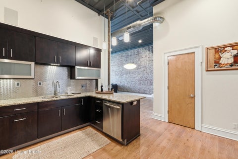 Tiny photo for 415 E Market St #201, Louisville, KY 40202 (MLS # 1729002)
