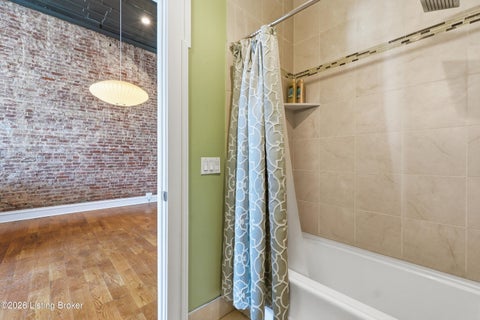 Tiny photo for 415 E Market St #201, Louisville, KY 40202 (MLS # 1729002)