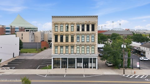Condo For Sale - 415 E Market St #201<br/> Louisville, KY 40202