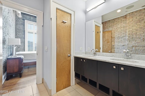 Tiny photo for 415 E Market St #201, Louisville, KY 40202 (MLS # 1729002)