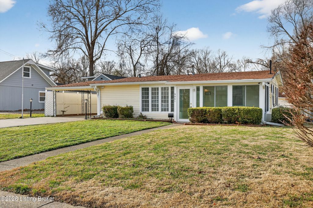 Photo of 9901 Ponder Ln, Louisville, KY 40272 (MLS # 1707043)