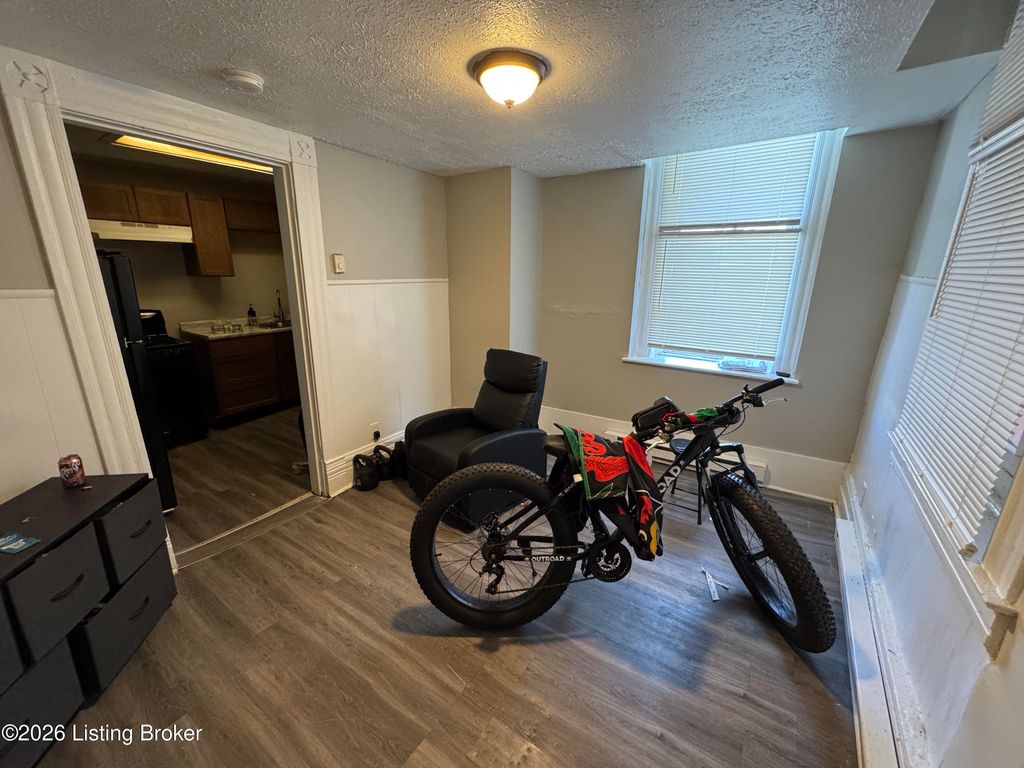 Photo of 2245 W Jefferson St, Louisville, KY 40212 (MLS # 1714453)