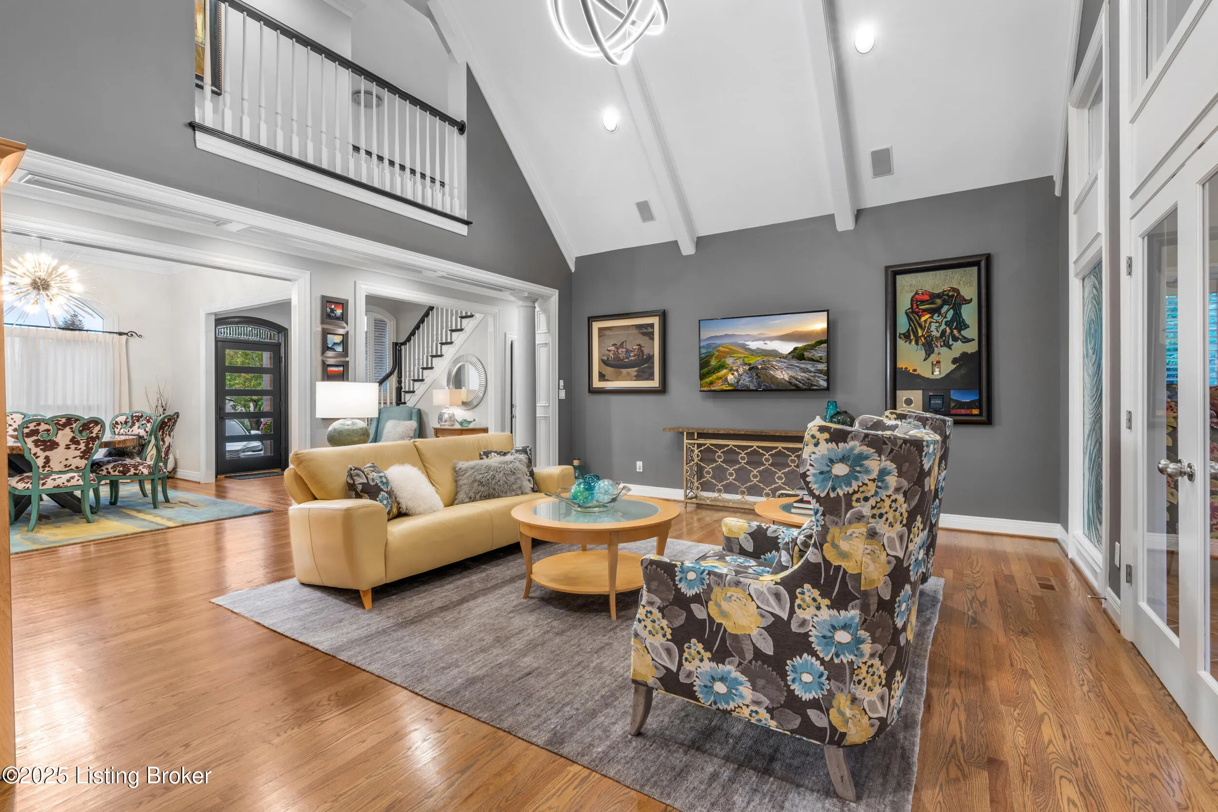 Louisville, Kentucky 40205, United States, 4 Bedrooms Bedrooms, ,5 BathroomsBathrooms,Residential,Active,216930