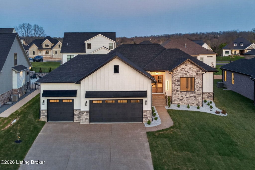 Photo of 1505 Lincoln Hill Way, Louisville, KY 40245 (MLS # 1720207)