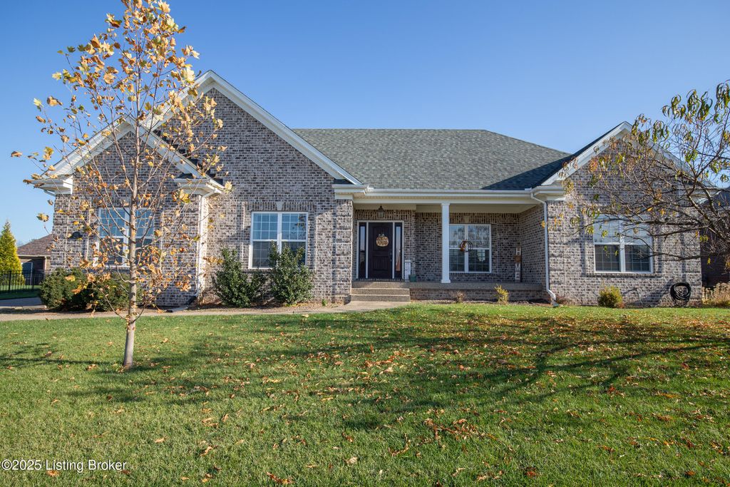 Photo of 1705 Jaxon Way, Goshen, KY 40026 (MLS # 1703713)