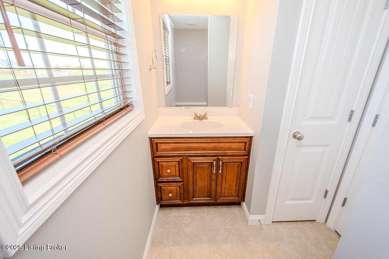 217 Sycamore Dr, Taylorsville, Pennsylvania image 20