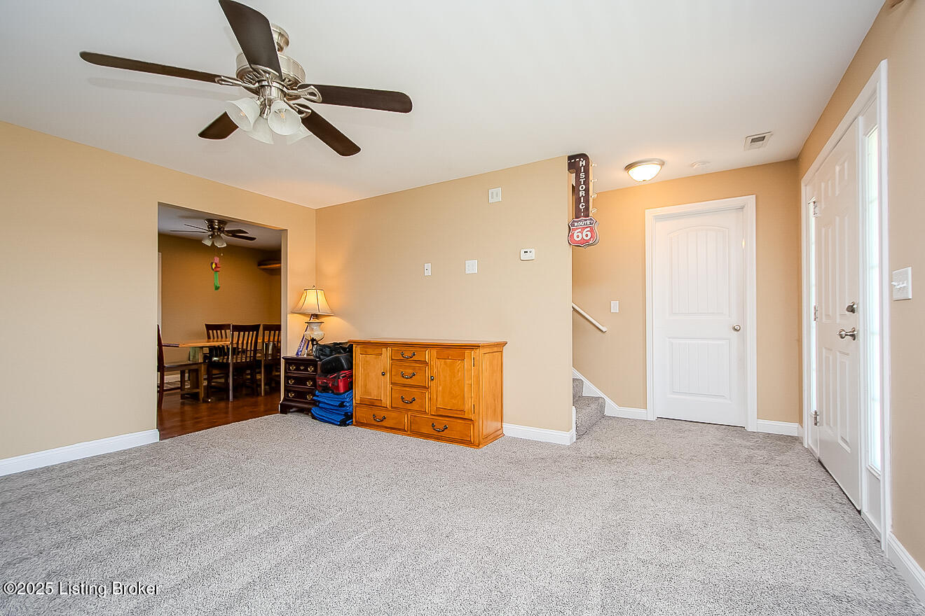 217 Sycamore Dr, Taylorsville, Pennsylvania image 5
