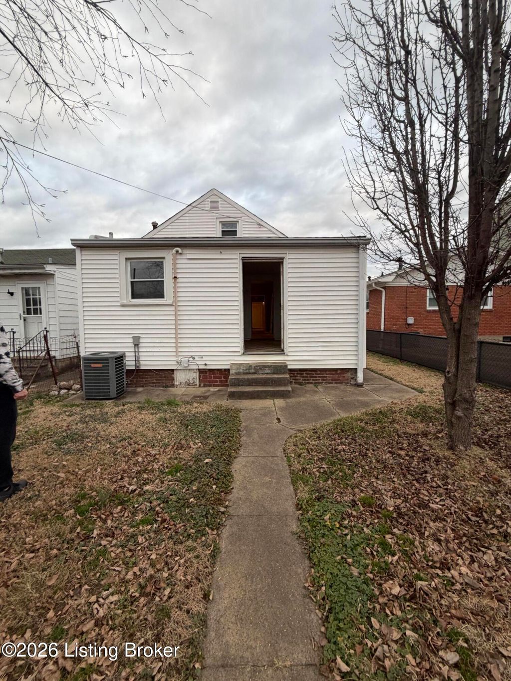 Photo of 1120 Lydia St, Louisville, KY 40217 (MLS # 1709488)