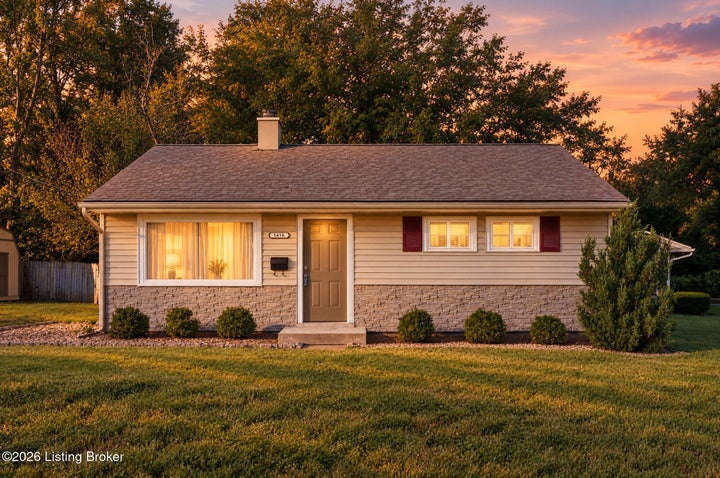 Photo 1 of 31 — 1416 Old Mill Rd, Lyndon, KY 40242