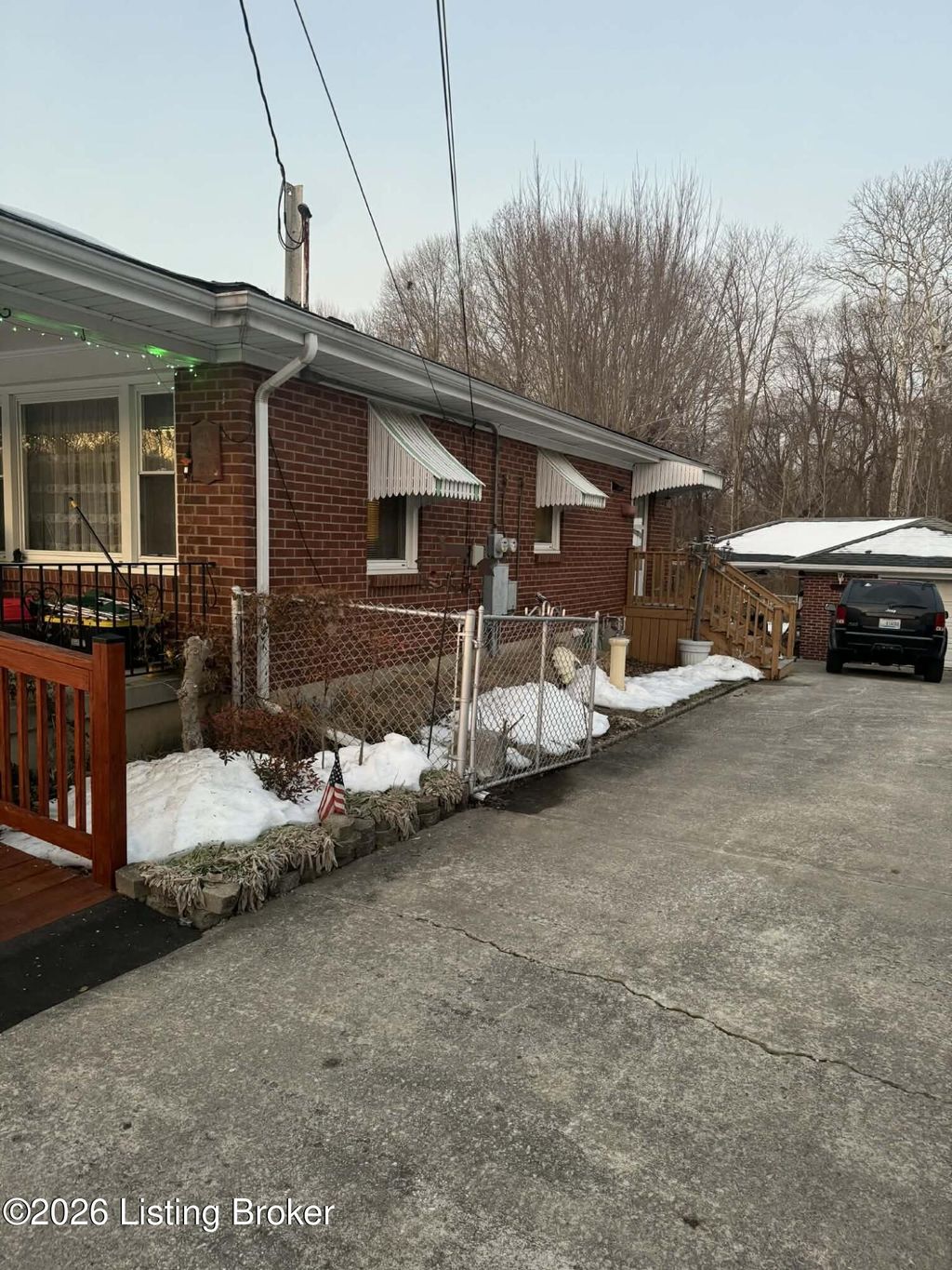 Photo of 10711 Alberta Dr, Fairdale, KY 40118 (MLS # 1708725)