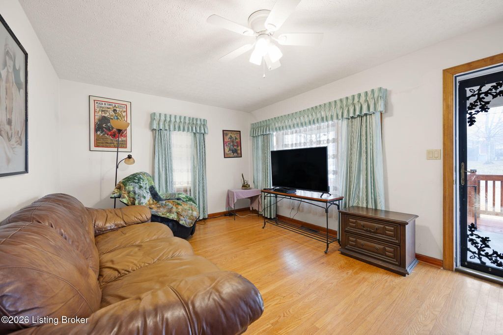 Photo of 10711 Alberta Dr, Fairdale, KY 40118 (MLS # 1708725)